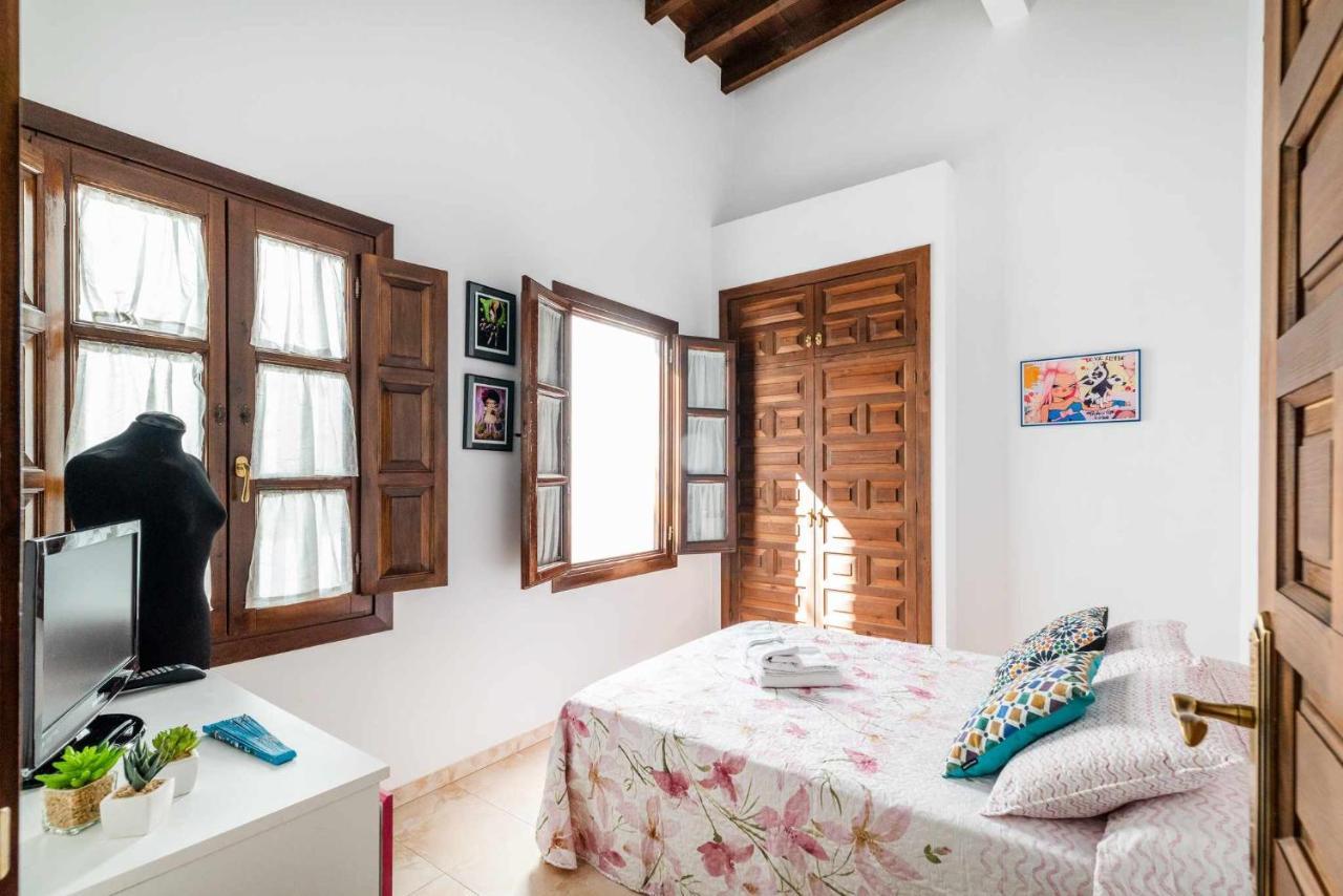 Comodo Y Moderno Apartamento Centro グラナダ エクステリア 写真