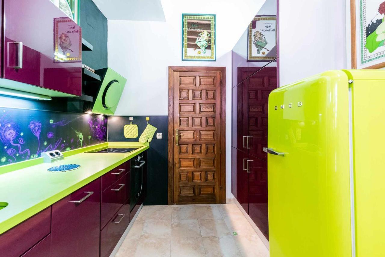 Comodo Y Moderno Apartamento Centro グラナダ エクステリア 写真