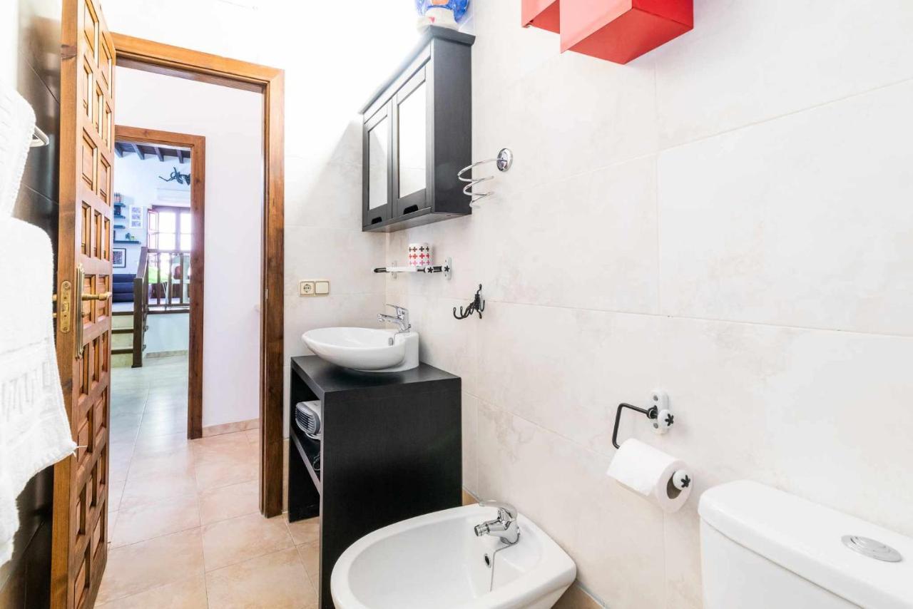 Comodo Y Moderno Apartamento Centro グラナダ エクステリア 写真