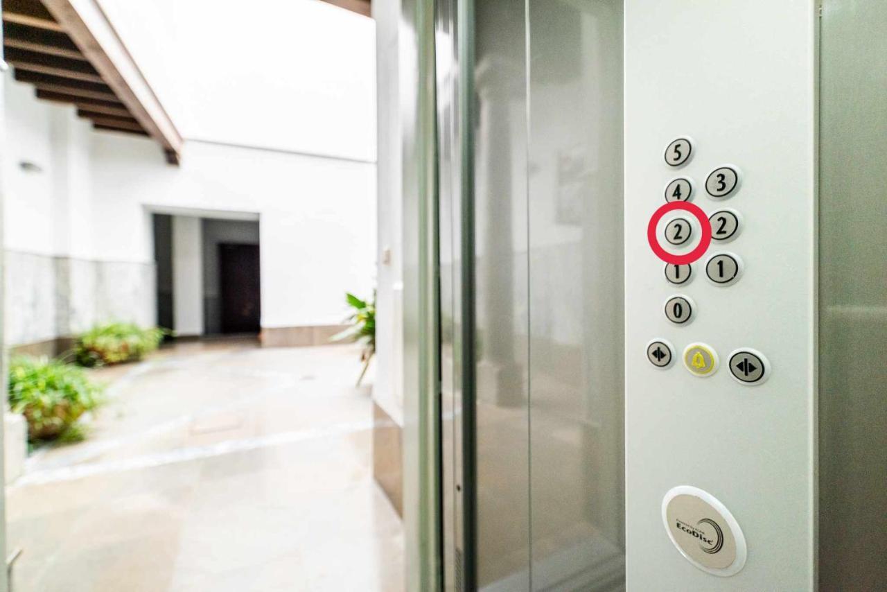 Comodo Y Moderno Apartamento Centro グラナダ エクステリア 写真